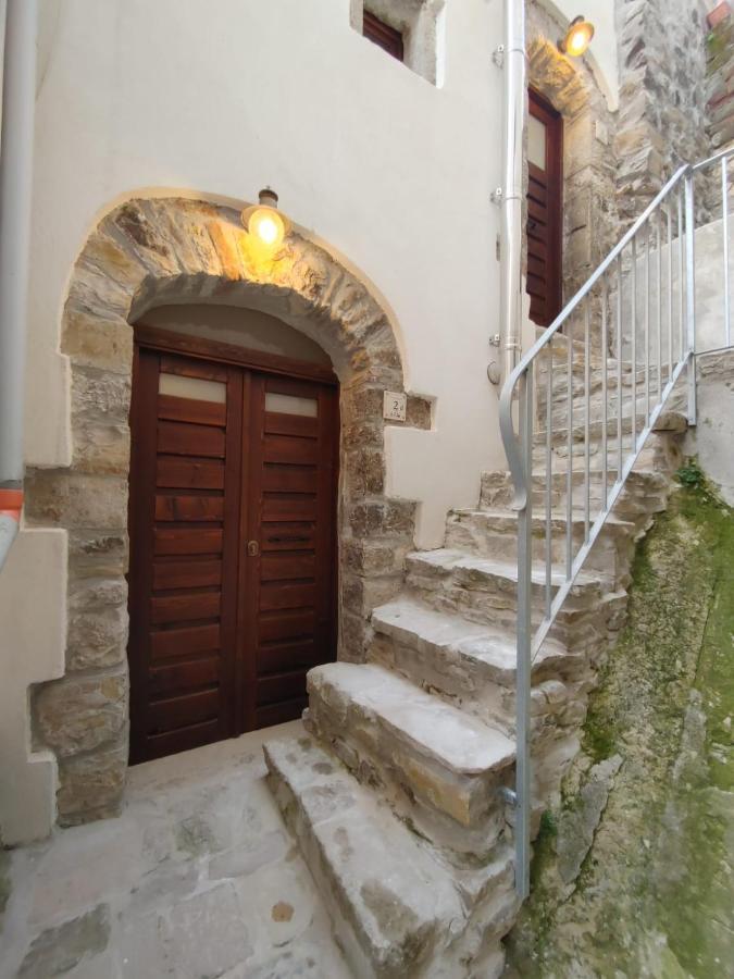 Borgo Sciugolo Acomodação com café da manhã Baselice Exterior foto